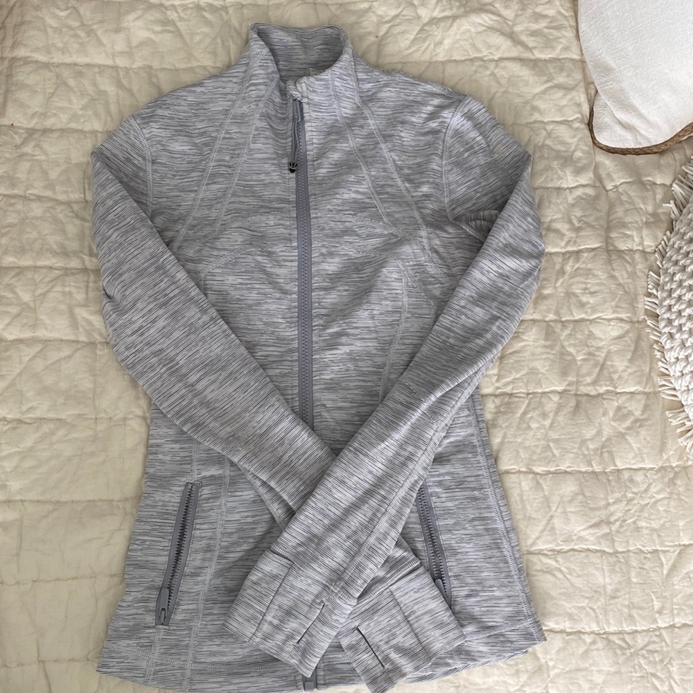 Lululemon on the move slim fit jacket